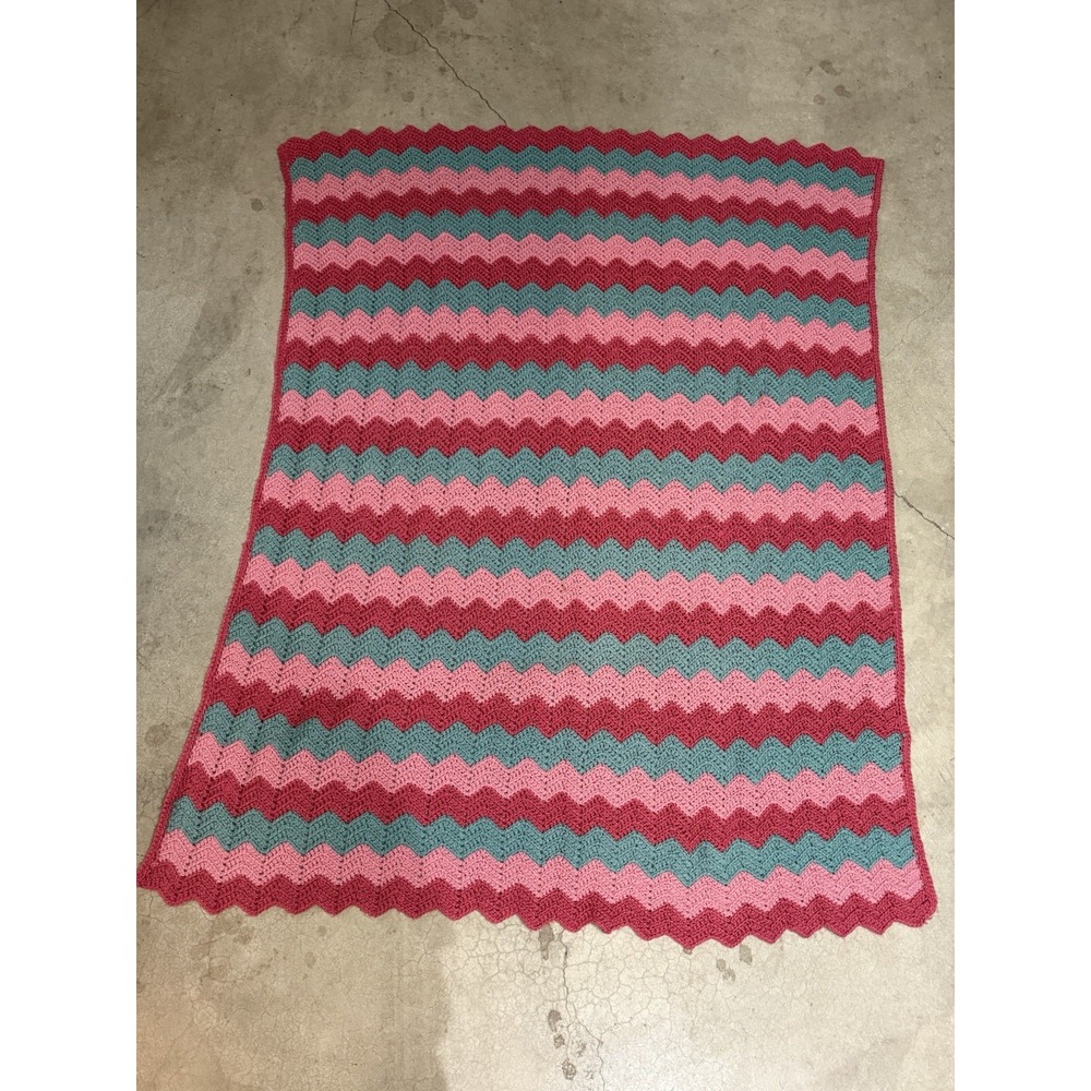 Vintage Blue Handmade 52 x 72"‎ Crochet Chevron Blanket Ripple Afghan Zig Zag